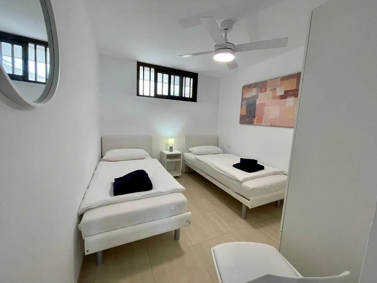 Achacay Sunset Apartment 洛斯克里斯蒂亚诺斯 0*,